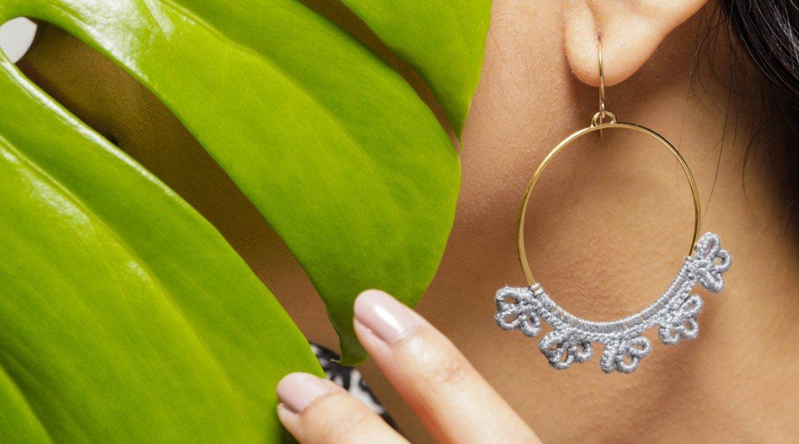How to Keep Gold-Plated Jewelry from Tarnishing